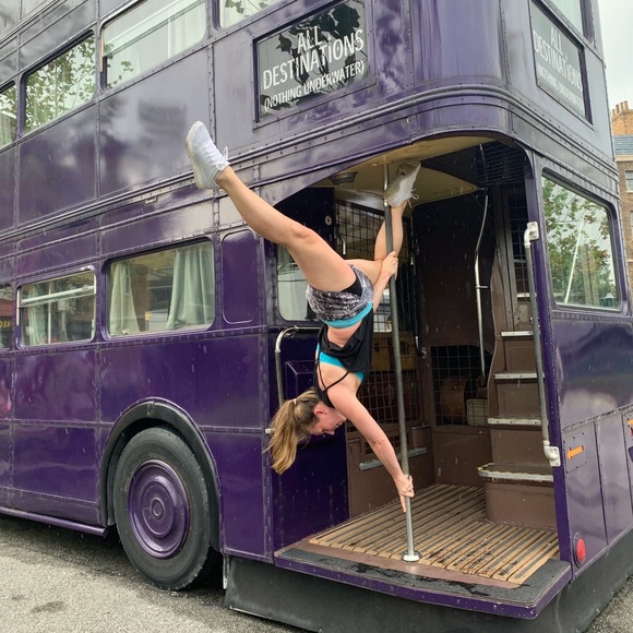 ✨🌻Meet Your Posher, Emily!🌻✨ - Picture 7 of 7